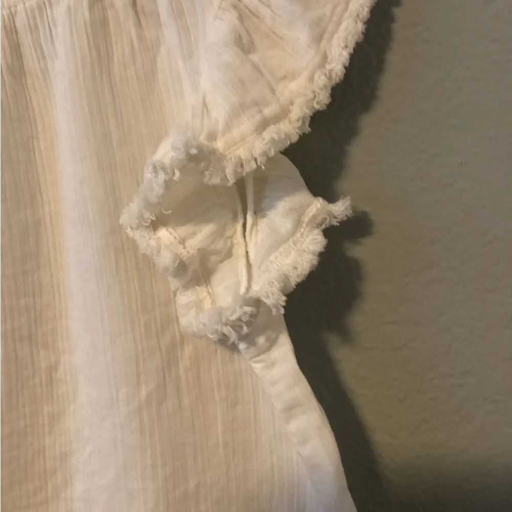 THML White Ruffled  Top - Picture 4 of 7